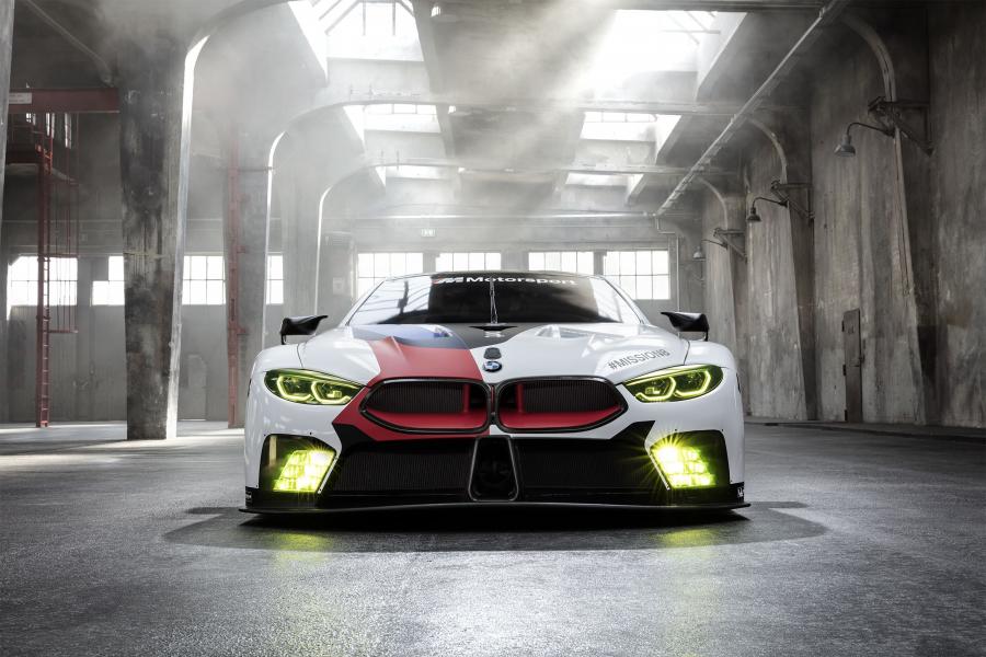  BMW M8 GTE 2018 года  (фото 8 из 43)